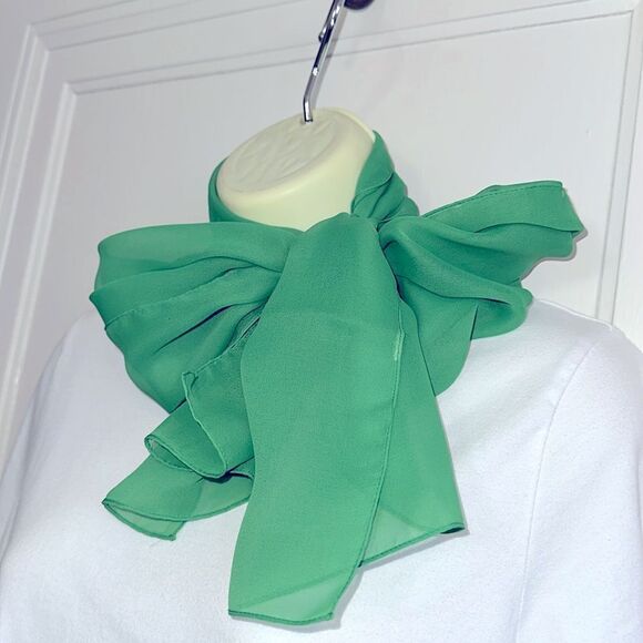 Vintage green semi sheer chiffon polyester long scarf - Picture 1 of 5